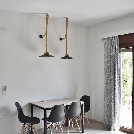 Maria Aparthotel 4*