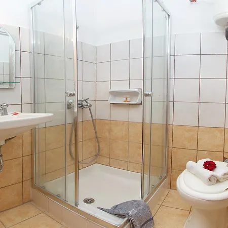 Aparthotel Maria 4*
